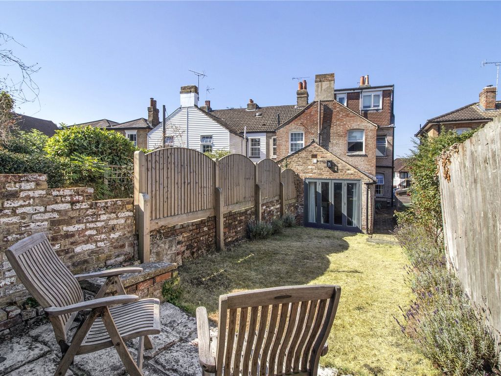 4 bed end terrace house for sale in Bradbourne Road, Sevenoaks, Kent TN13, £799,000