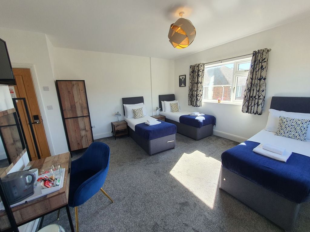 Room to rent in Arbury Road, Cambridge CB4, £2,114 pcm