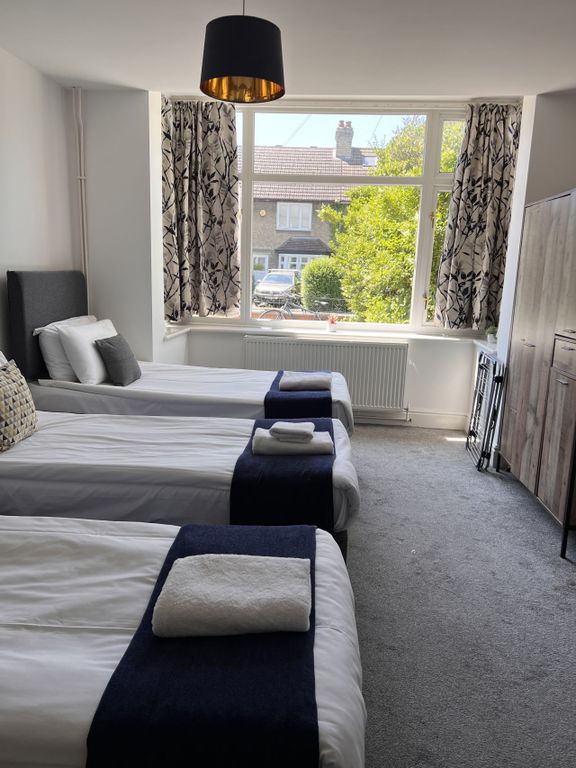 Room to rent in Arbury Road, Cambridge CB4, £2,114 pcm