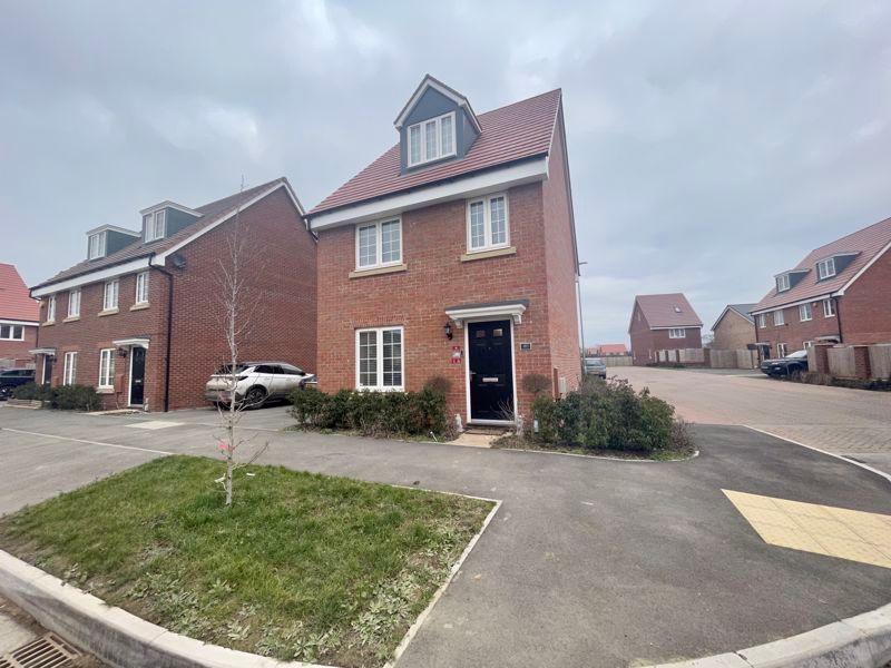 4 bed detached house for sale in Morpeth Crescent, Houghton Regis, Dunstable LU5, £184,000