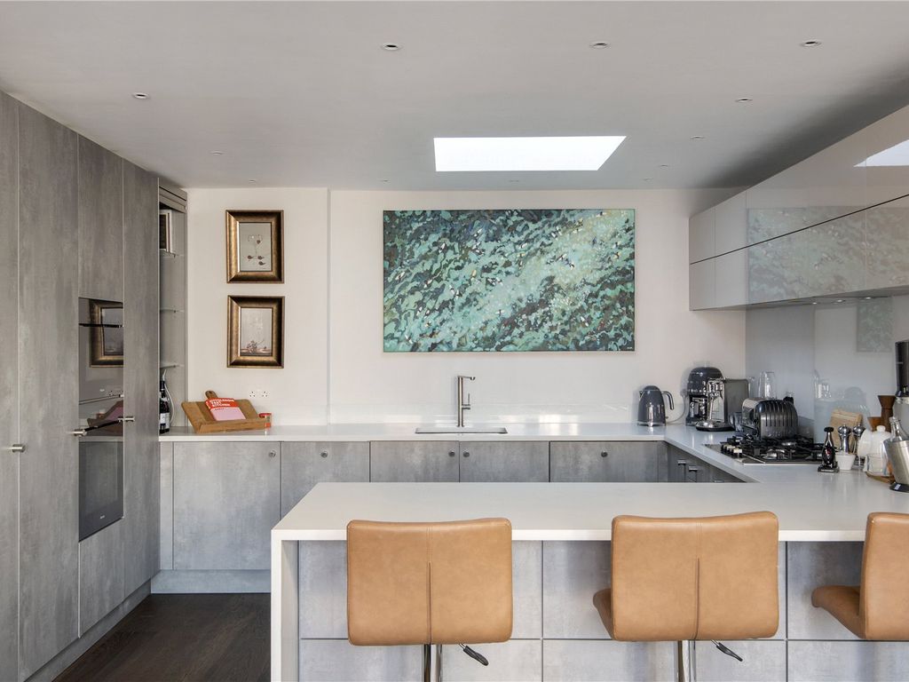 3 bed flat for sale in Carlos Place, Mayfair, London W1K, £7,850,000