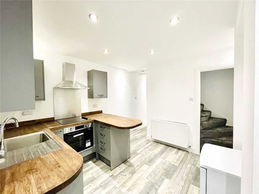3 bed terraced house for sale in Keens Road, East Croydon, South Croydon CR0, £450,000