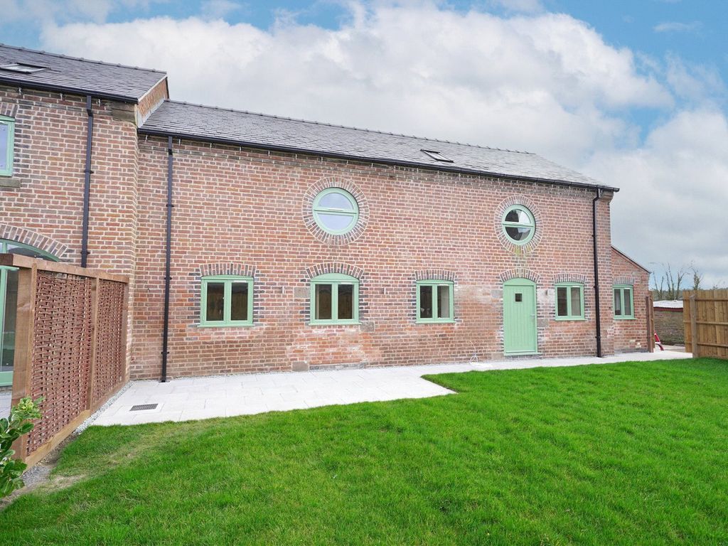 3 bed barn conversion for sale in Lighteach Estate, Lighteach Road, Prees, Whitchurch, Shropshire SY13, £495,000