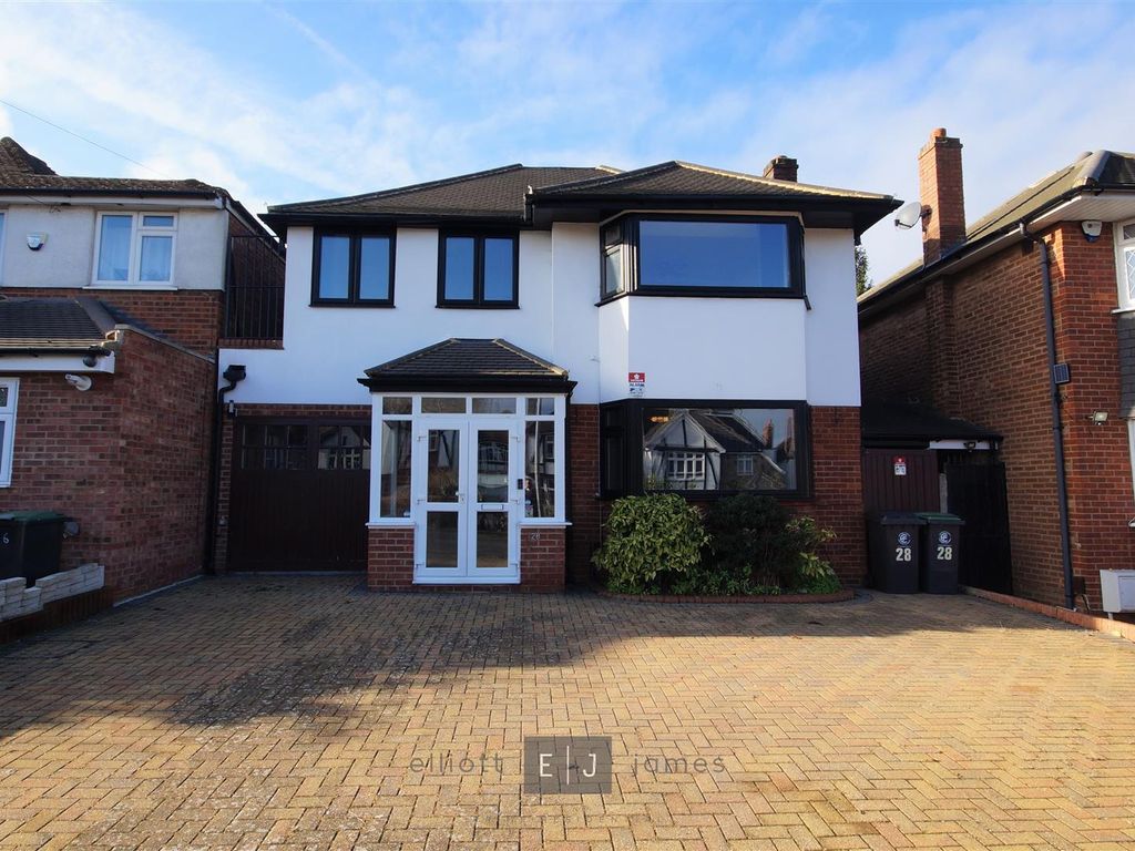 4 bed detached house for sale in Lechmere Avenue, Chigwell IG7, £980,000