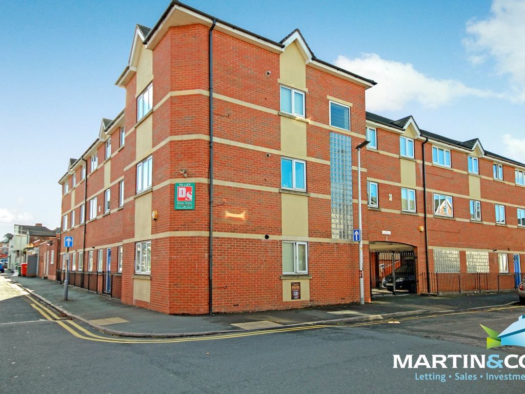 2 bed flat to rent in Anderson Court, Poplar Road, Bearwood B66, £875 pcm