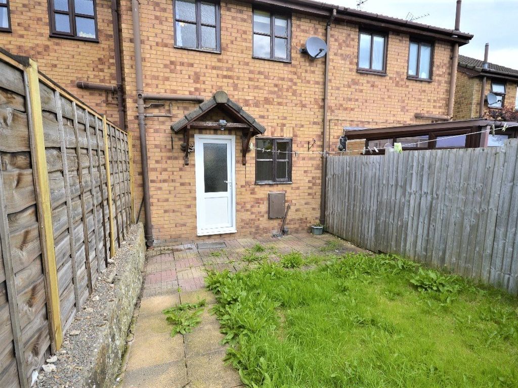 2 bed detached house to rent in Ashlands Road, Weston Rhyn, Oswestry, Shropshire SY10, £650 pcm
