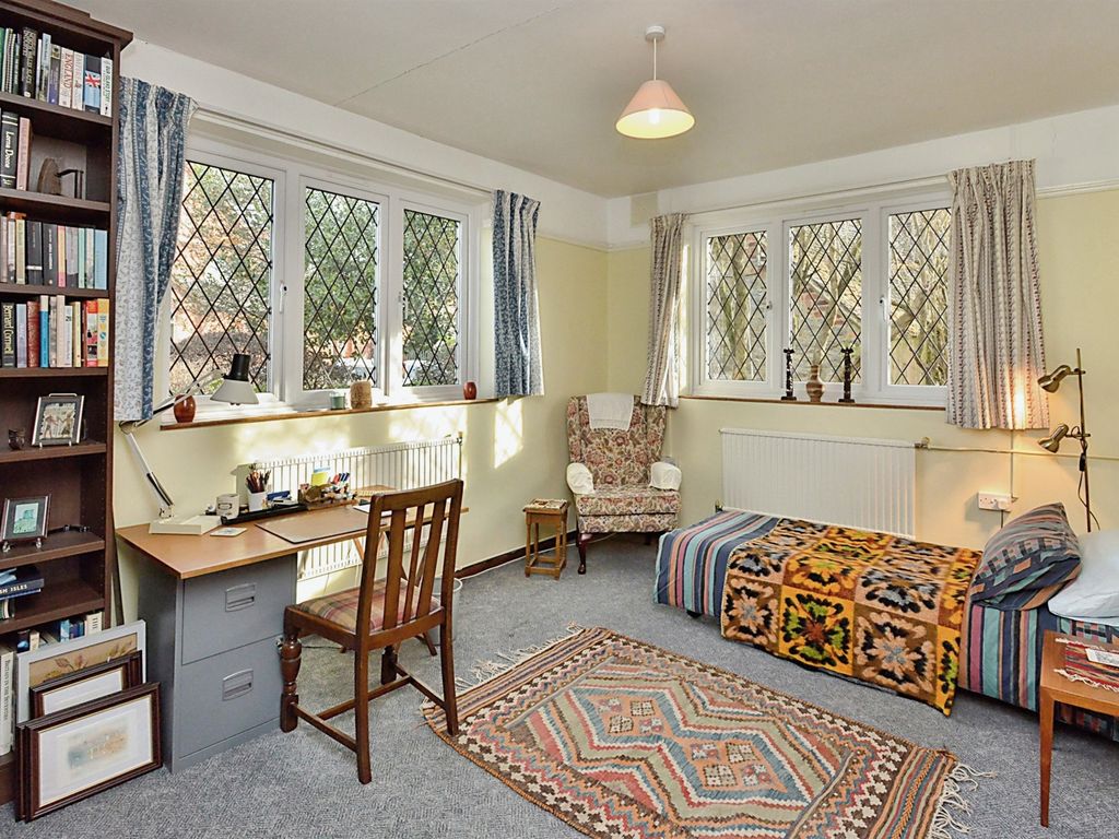 2 bed detached bungalow for sale in South Street, Castlethorpe, Milton Keynes MK19, £375,000