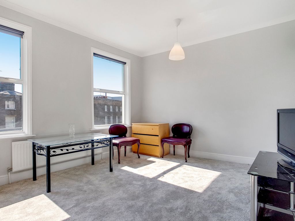 1 bed flat for sale in Astbury Road, London SE15, £300,000