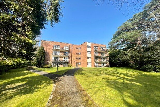 3 bed flat to rent in Dene Lodge, Poole BH13, £1,500 pcm