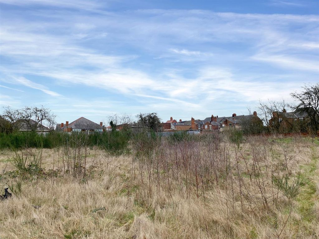 Land for sale in Scrooby Road, Bircotes, Doncaster DN11, £300,000