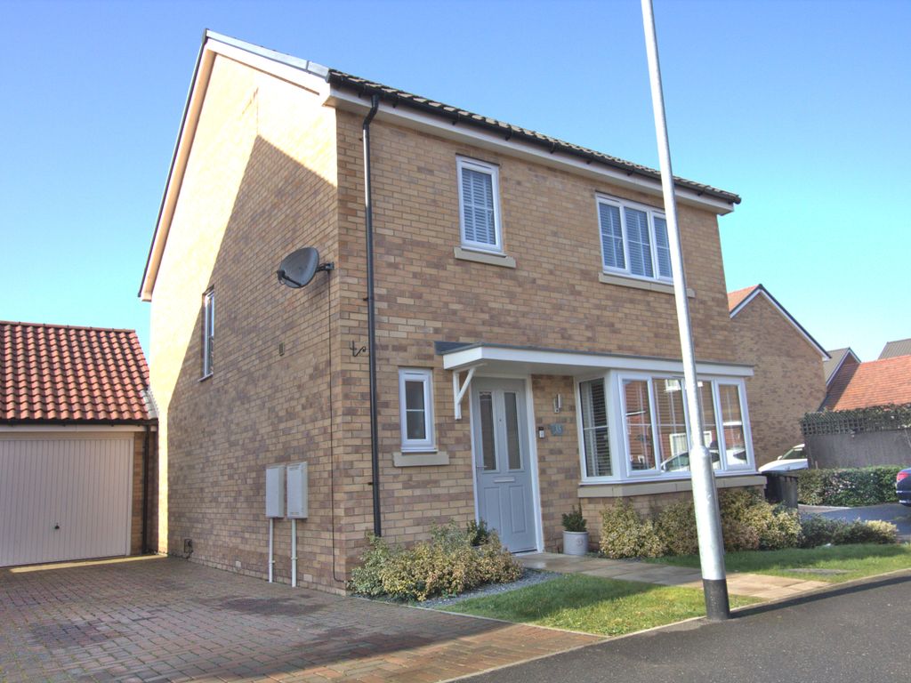 4 bed detached house for sale in Limestone Close, Great Blakenham, Ipswich, Suffolk IP6, £365,000