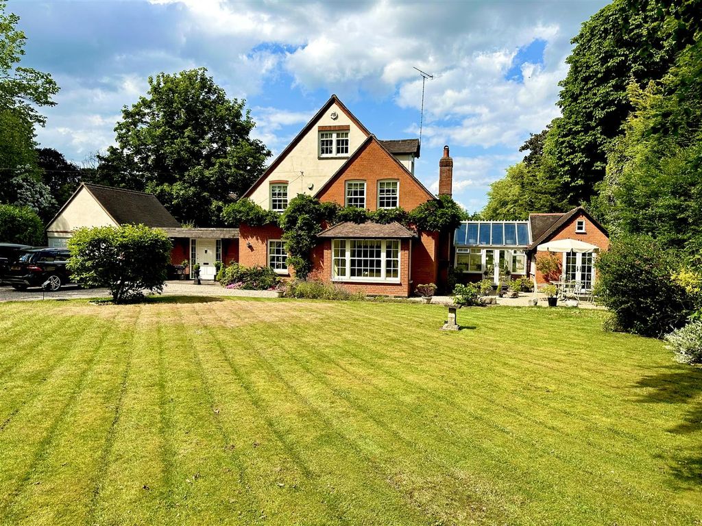 5 bed detached house for sale in Mount Avenue, Hutton Mount, Brentwood CM13, £2,250,000