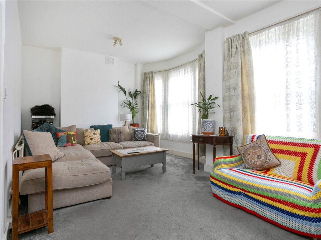 2 bed flat for sale in Morgan Mansions, Morgan Road, London N7, £600,000