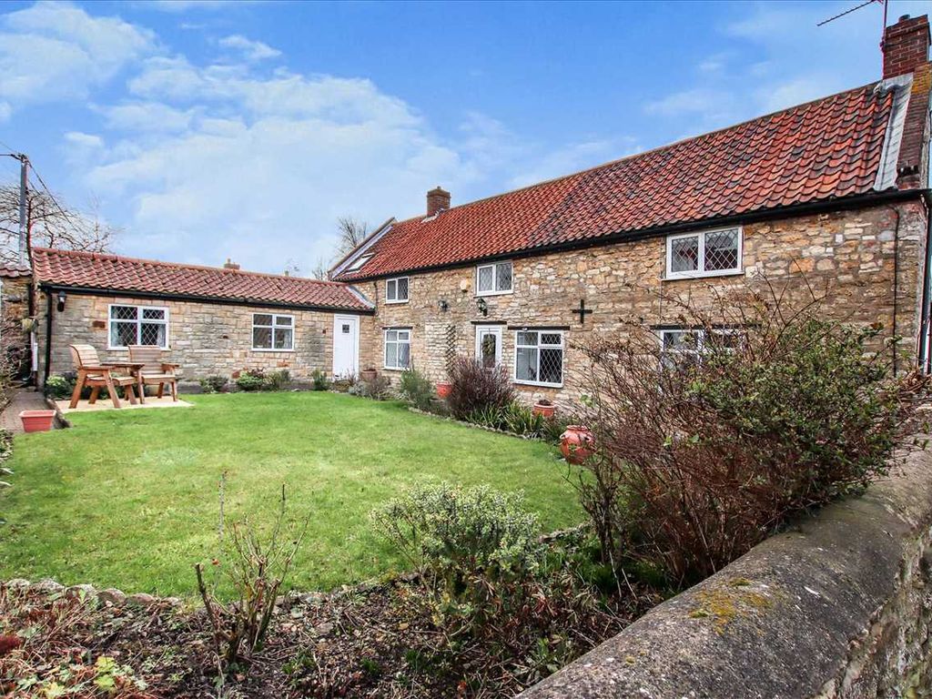 3 bed detached house for sale in Greystone Cottage, Rectory Lane, Waddington LN5, £400,000