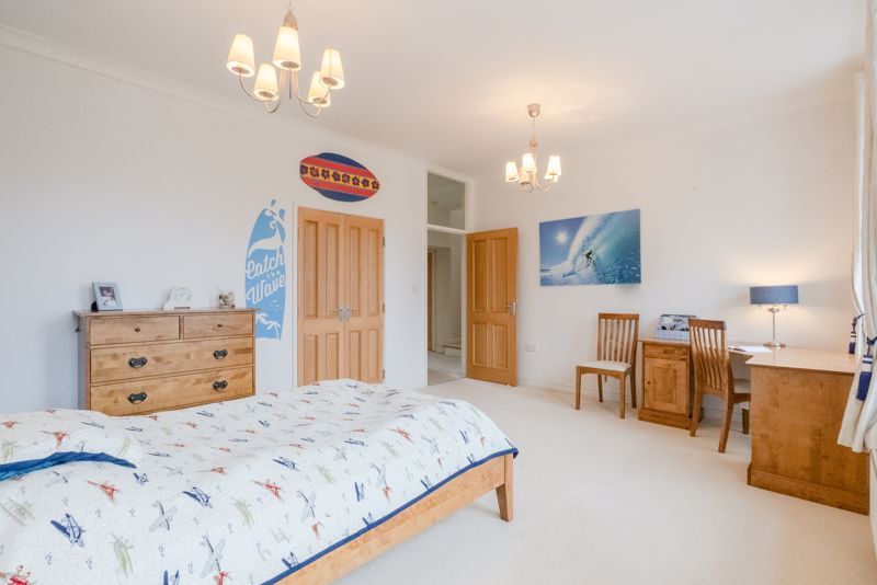 4 bed terraced house for sale in Ravelrig Drive, Balerno, Edinburgh EH14, £949,000
