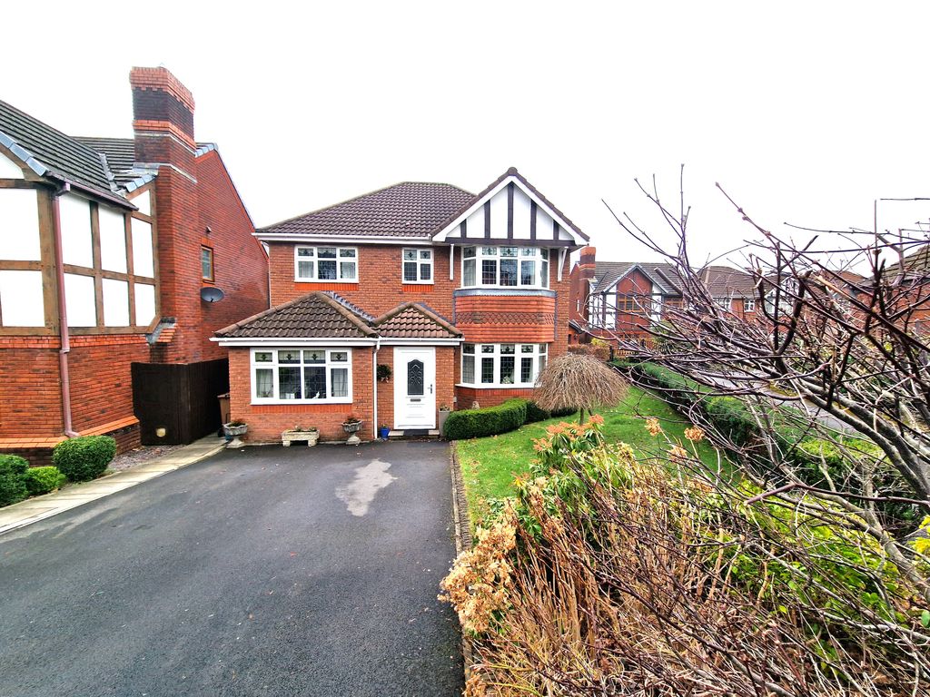 4 bed detached house for sale in Bronwydd, Oakdale NP12, £410,000