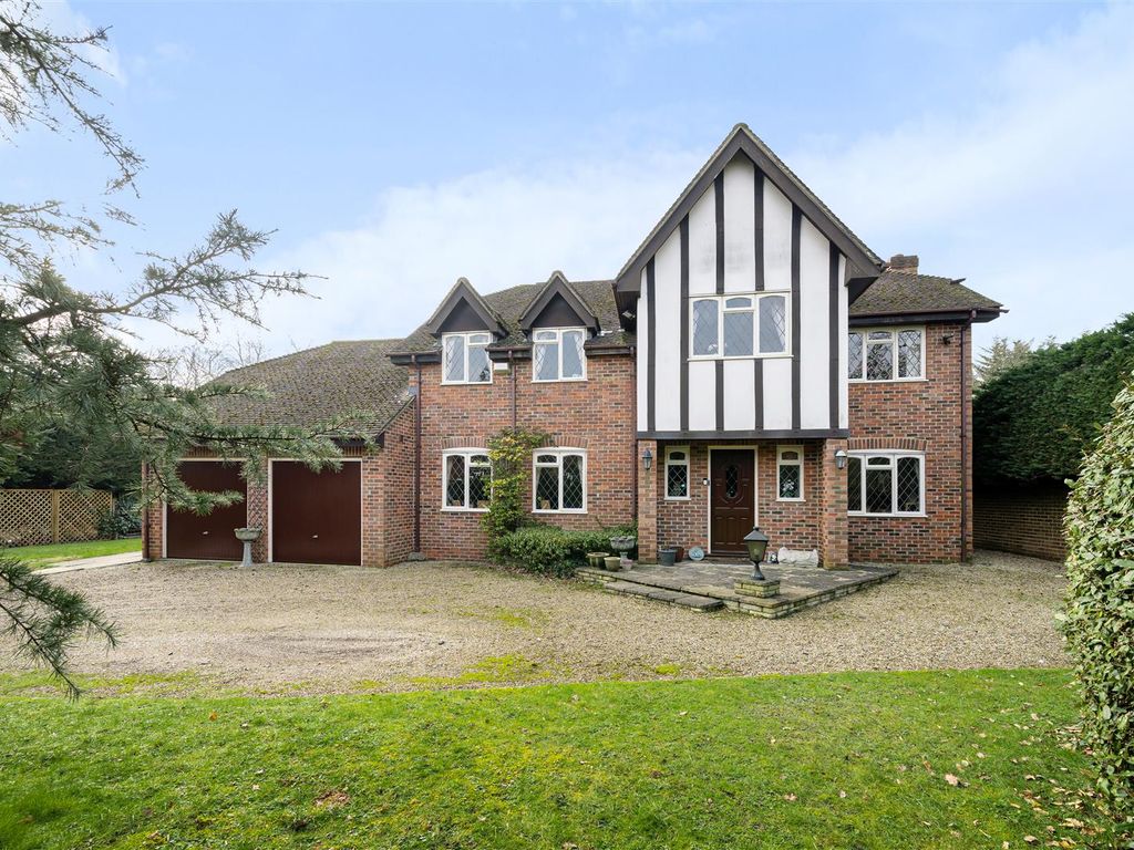 4 bed detached house for sale in Duffield Road, Sonning, Reading RG4, £1,300,000
