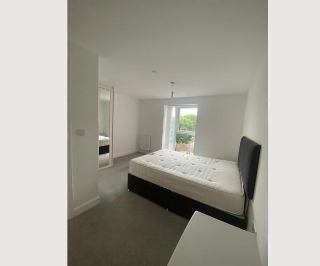1 bed flat to rent in St. Lukes Road, Birmingham B5, £950 pcm