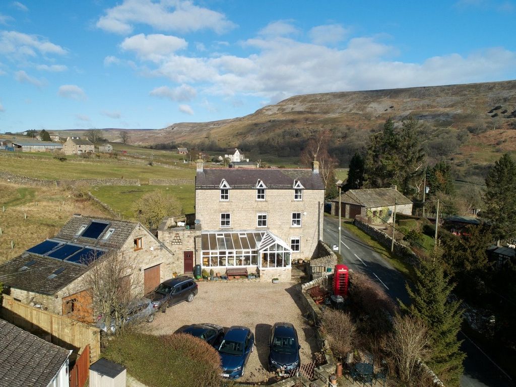 Detached house for sale in Arkengarthdale Road, Richmond, North Yorkshire DL11, £799,500