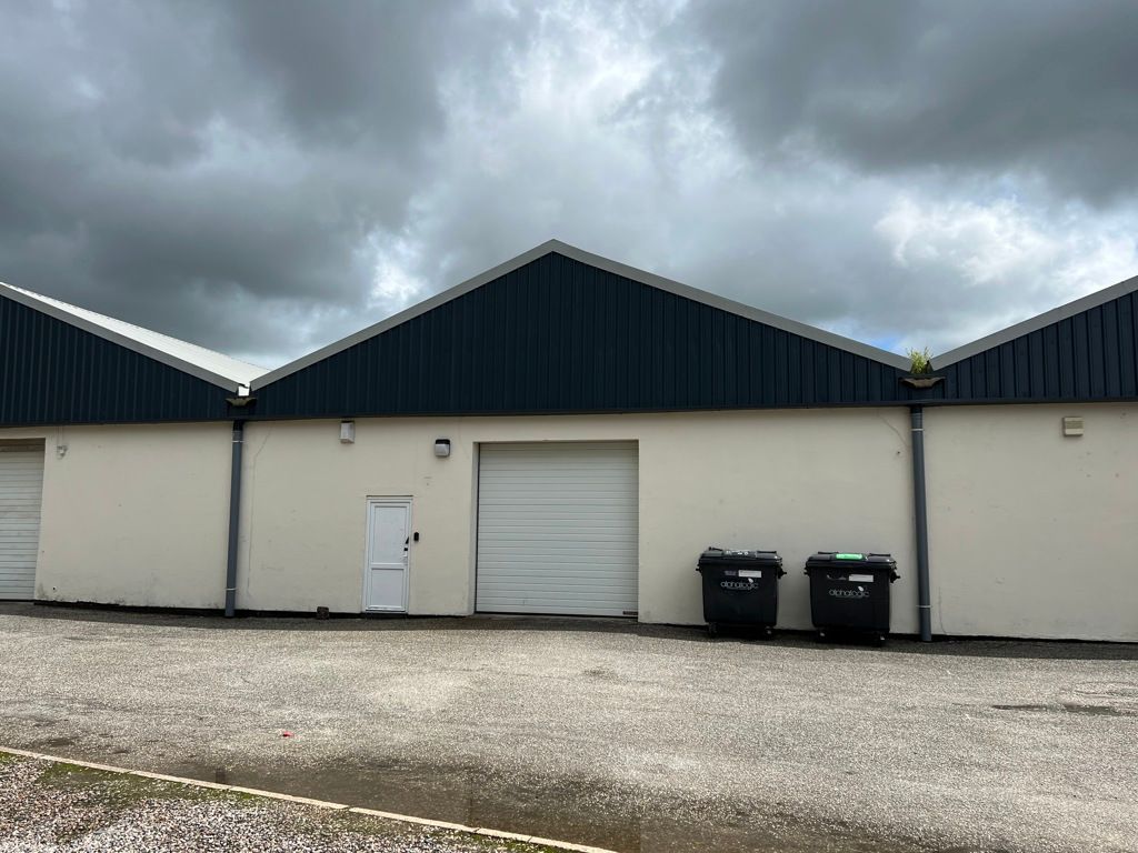 Light industrial to let in 34B, Normandy Way, Walker Lines Industrial Estate, Bodmin, Cornwall PL31, £15,000 pa