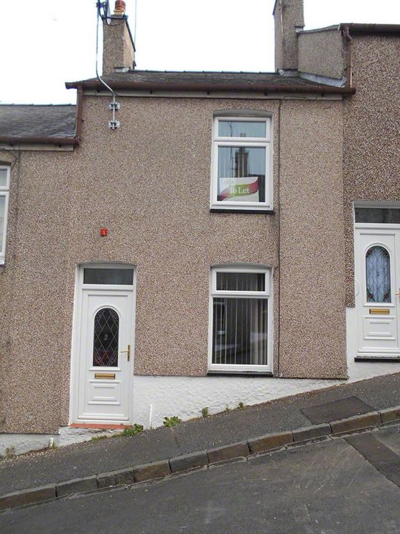 2 bed terraced house to rent in Mary Street, Caernarfon LL55, £625 pcm