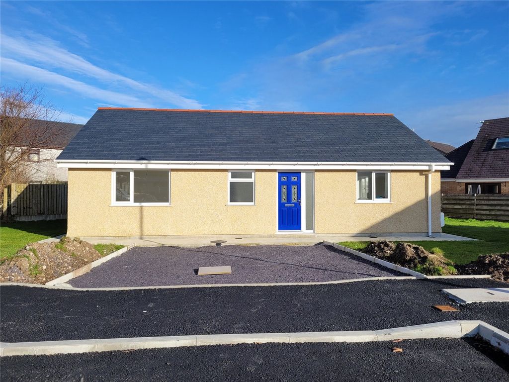 New home, 3 bed bungalow for sale in Caer Eglwys, Llanrug, Caernarfon, Gwynedd LL55, £315,000
