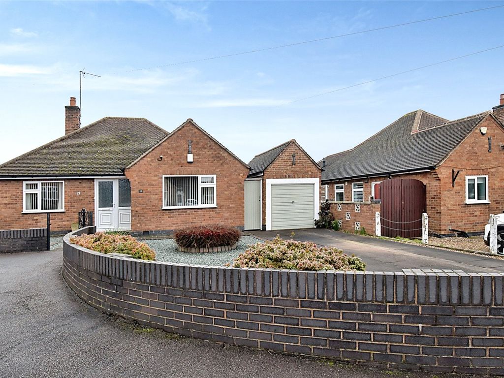 2 bed bungalow for sale in Broadgate Close, Birstall, Leicester LE4, £350,000