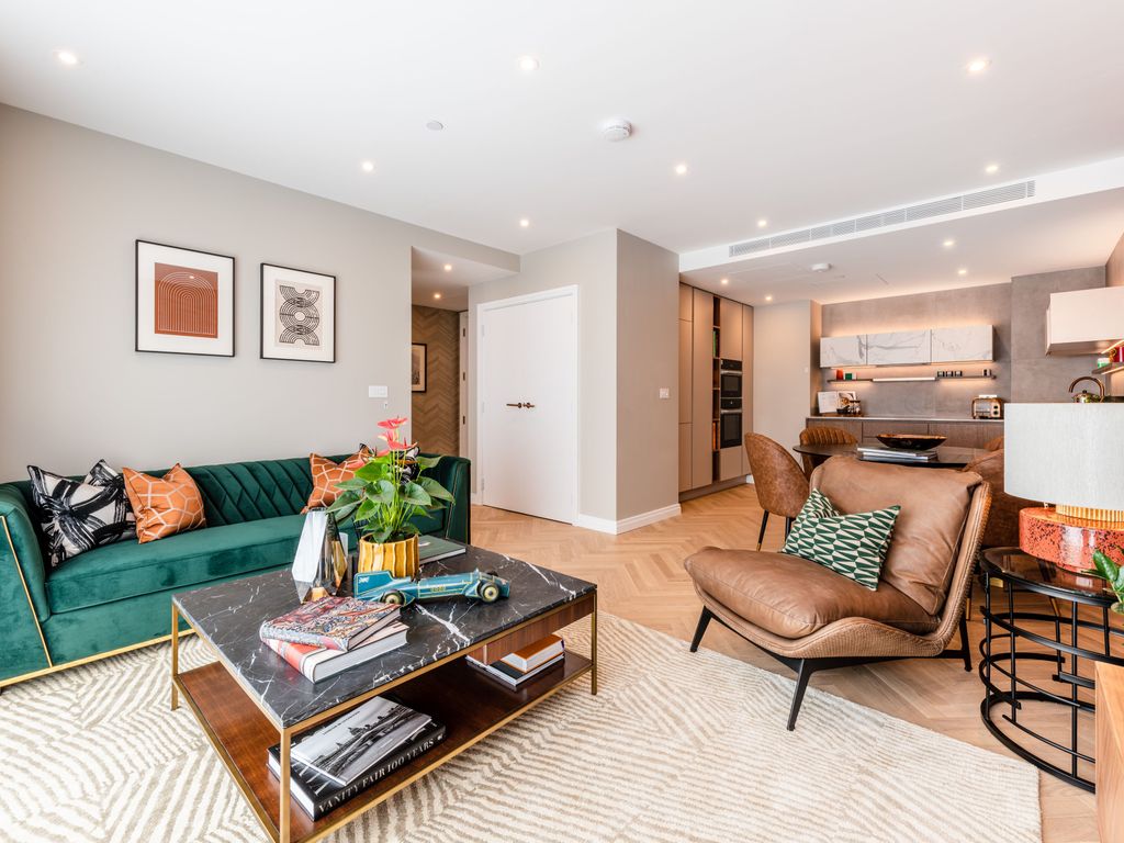 New home, 2 bed flat for sale in King's Road Park, King's Road SW6, £1,335,000