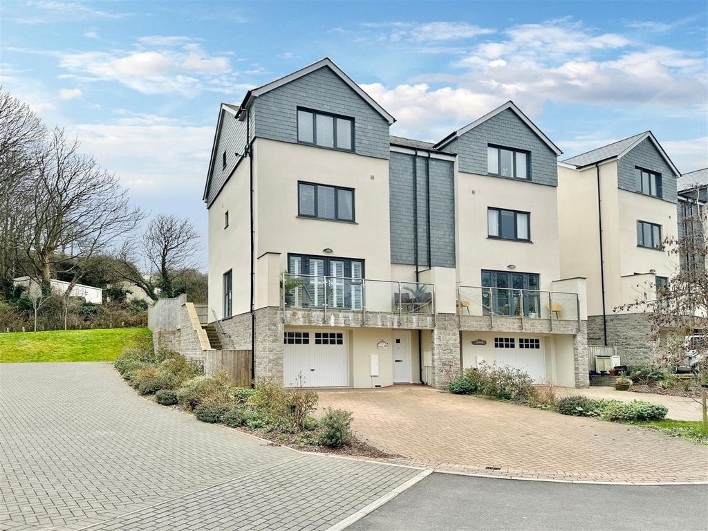 4 bed semi-detached house for sale in Sharkham Drive, Brixham TQ5, £630,000