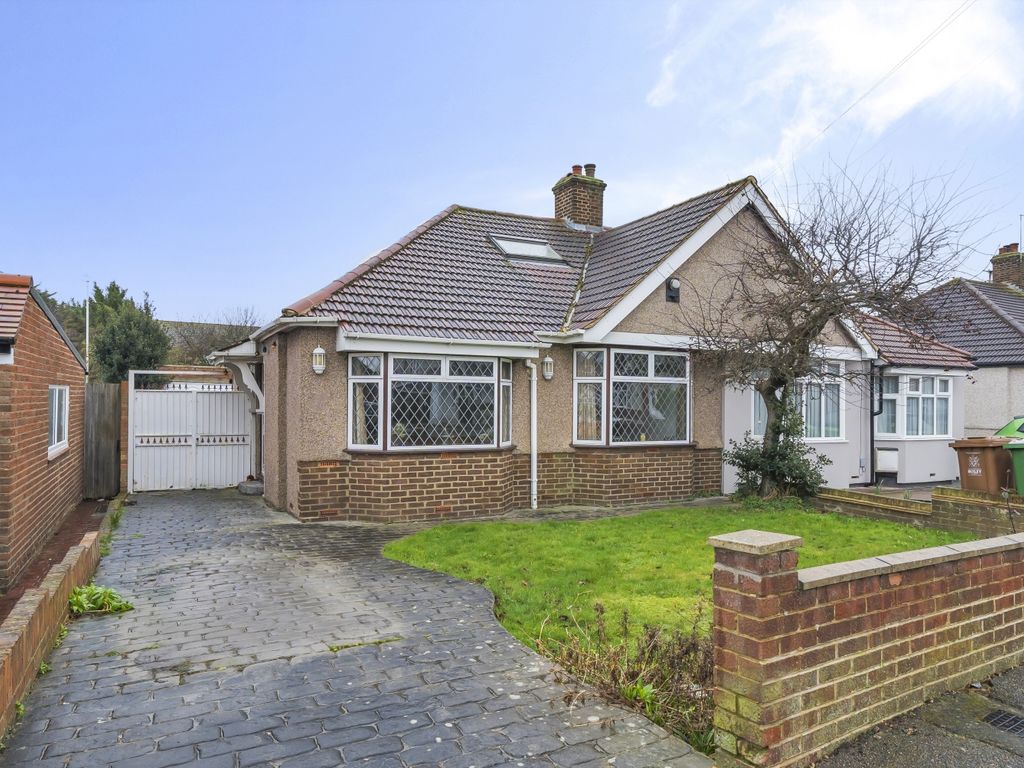 3 bed semi-detached house for sale in Heversham Road, Bexleyheath DA7, £450,000