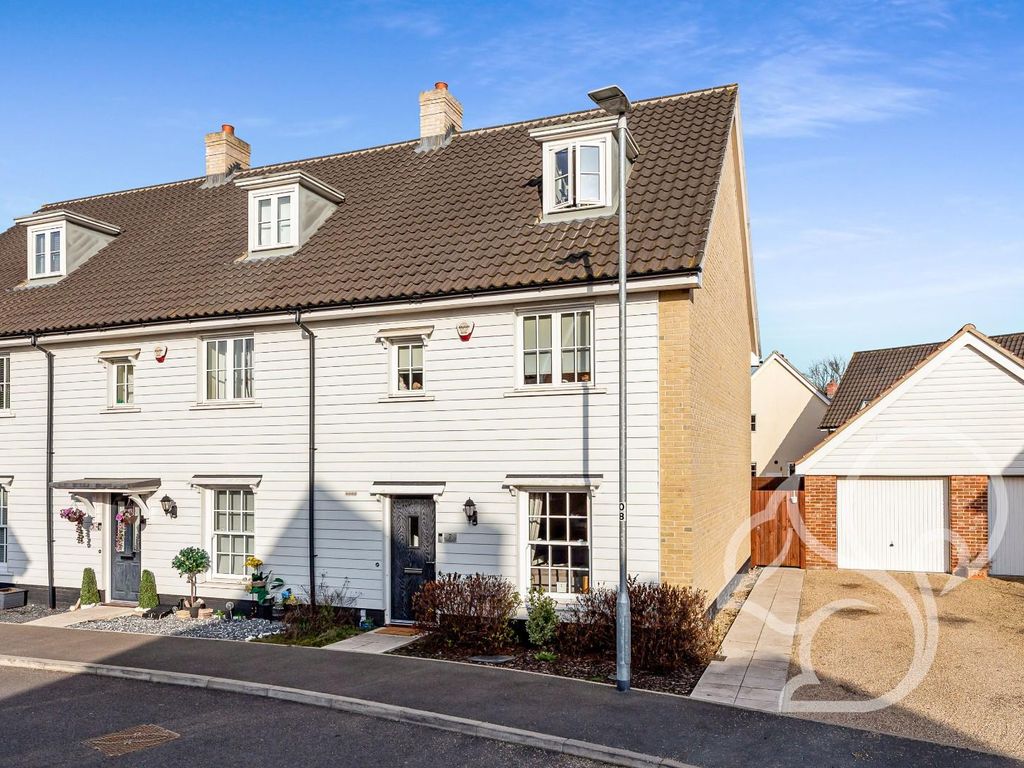 3 bed town house for sale in Butterfly Trail, Stanway, Colchester CO3, £365,000