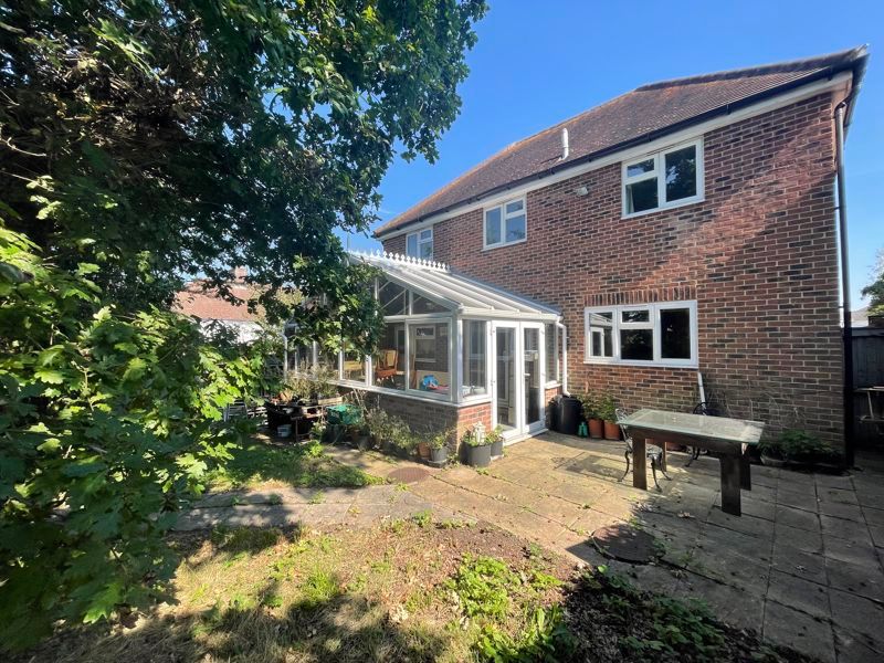 4 bed detached house for sale in Eden Drive, Headington, Oxford OX3, £700,000