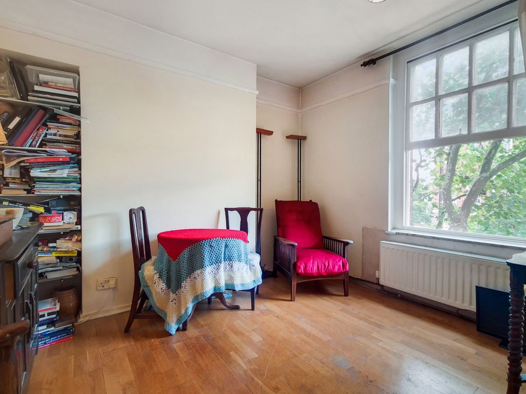 2 bed flat for sale in Croftdown Road, Dartmouth Park, London NW5, £500,000
