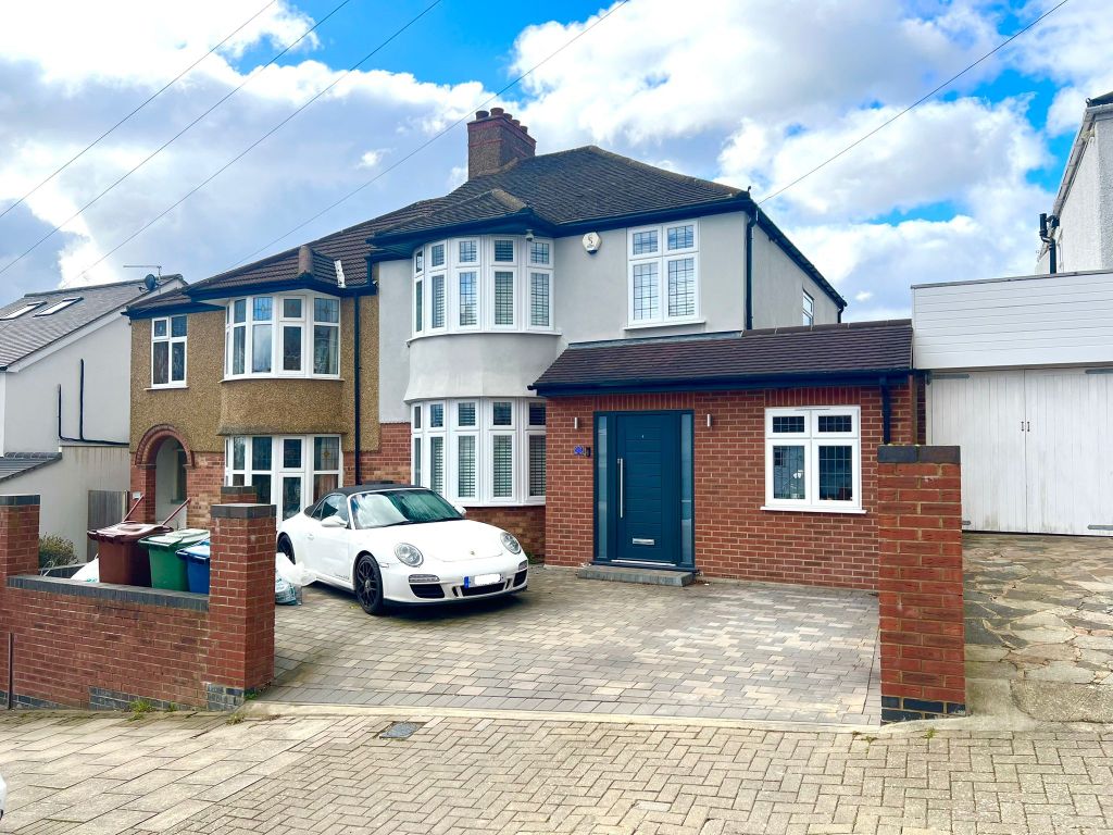 4 bed semi-detached house to rent in Drummond Drive, Stanmore HA7, £3,300 pcm