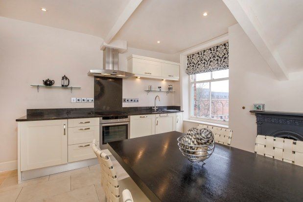 2 bed property to rent in Fossbridge House, York YO1, £1,550 pcm
