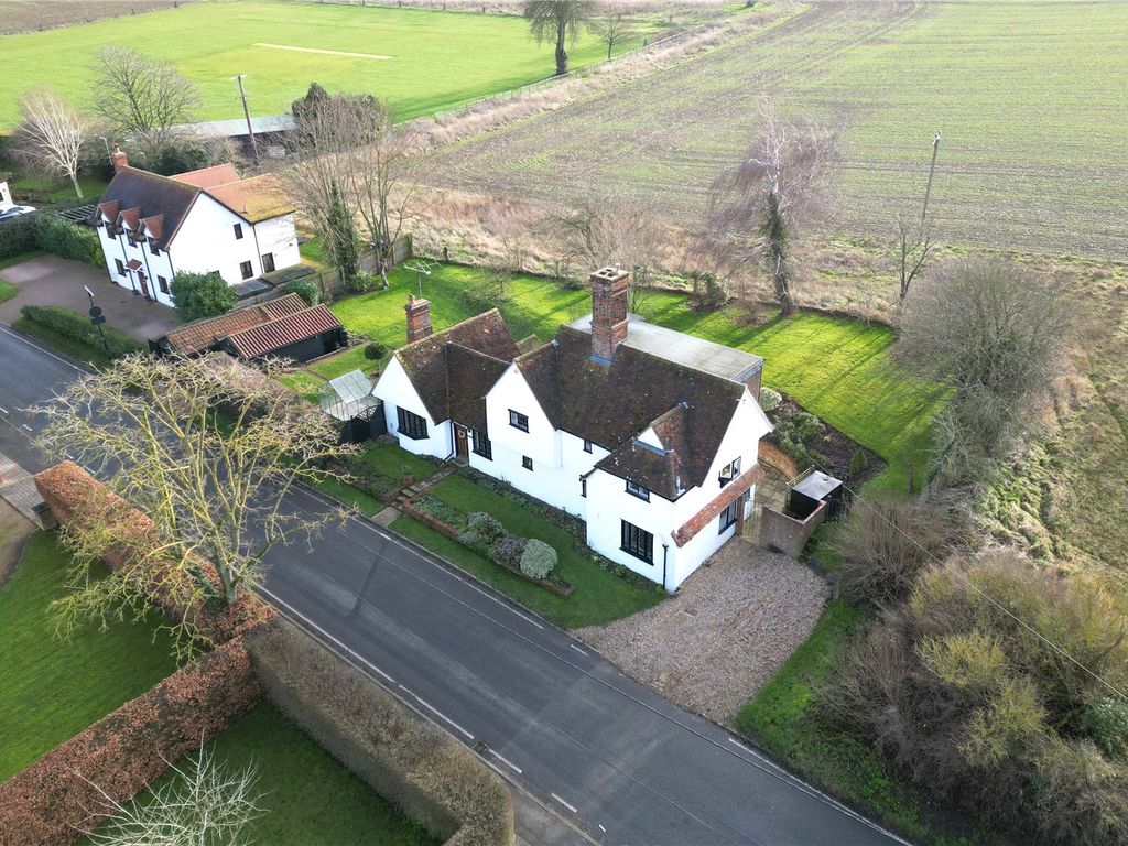 4 bed detached house for sale in Little Bardfield, Nr Braintree, Essex CM7, £750,000