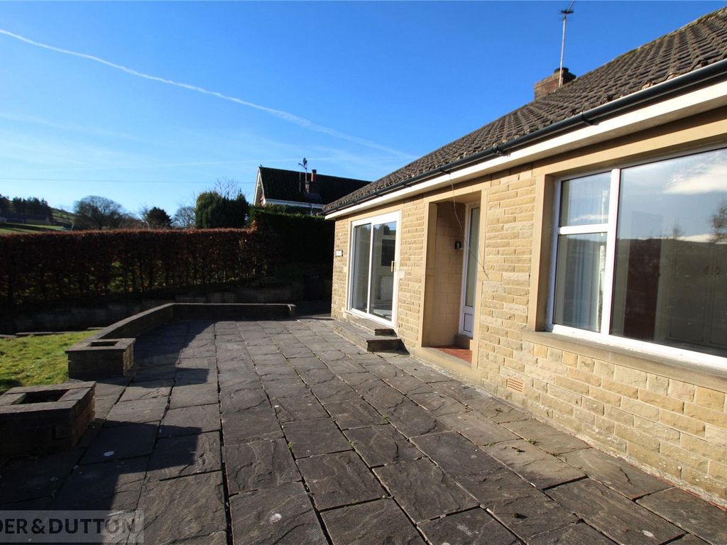 3 bed bungalow to rent in Far Lane, Hepworth, Holmfirth, West Yorkshire HD9, £1,000 pcm