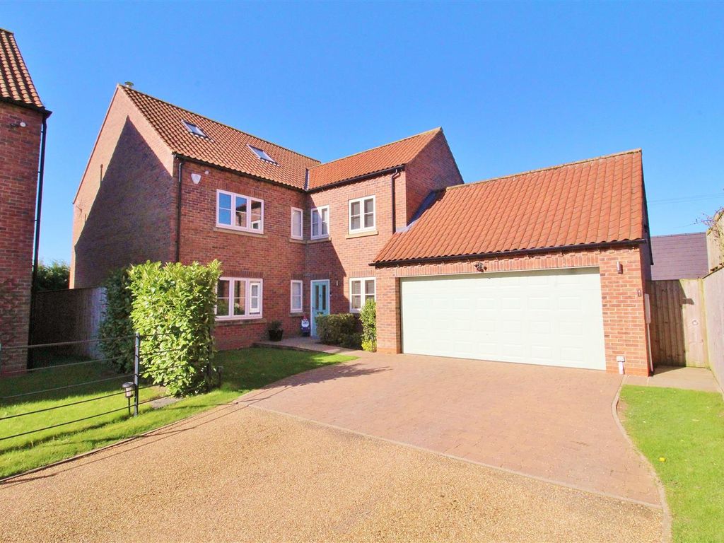 6 bed detached house for sale in Main Street, West Haddlesey, Selby YO8, £675,000