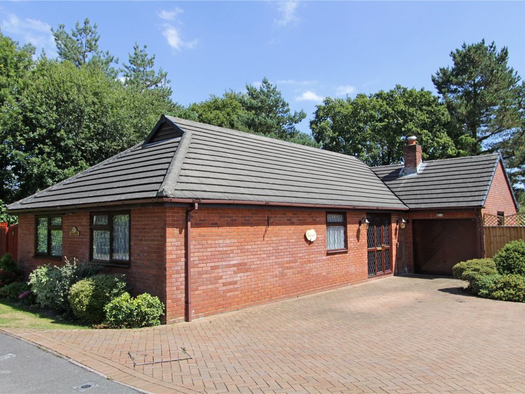 3 bed bungalow for sale in Woodland Way, New Milton, Hampshire BH25, £599,950