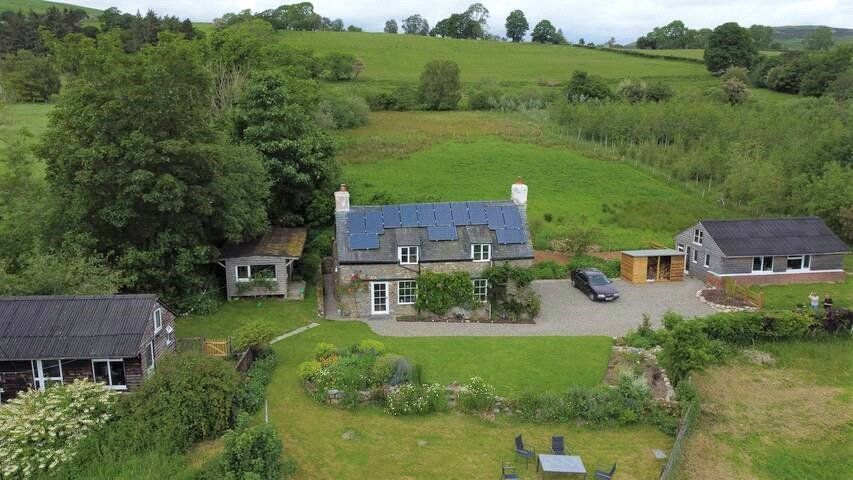 3 bed cottage for sale in Cefn Coch, Llanrhaeadr Ym Mochnant, Oswestry, Powys SY10, £579,000