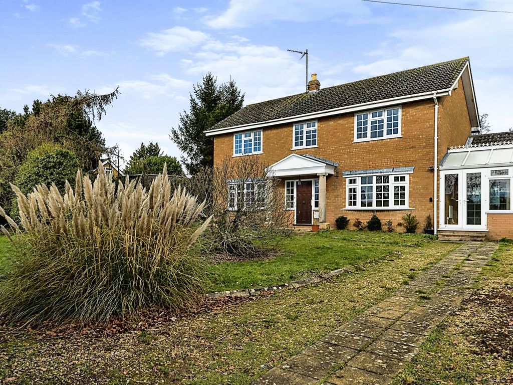 4 bed detached house for sale in The Towers, Downham Market PE38, £460,000