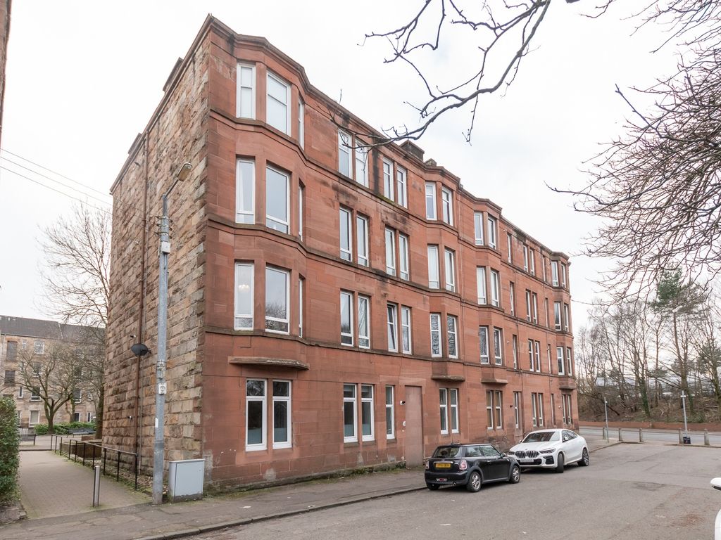 1 bed flat to rent in Mannering Court, Glasgow, Glasgow G41, £800 pcm