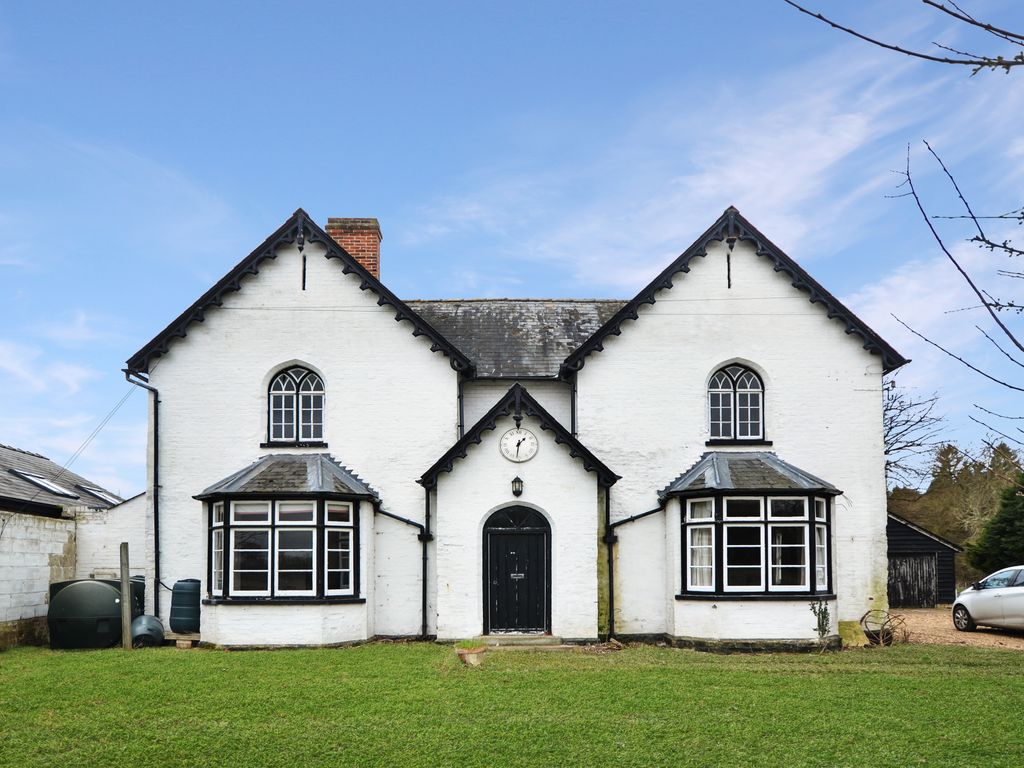 4 bed farmhouse to rent in Town Street, Newton, Cambridge CB22, £2,300 pcm