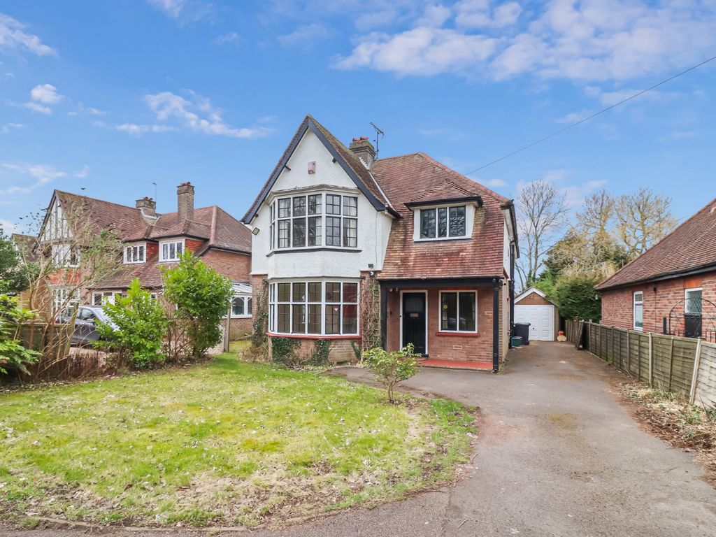 4 bed detached house for sale in Lye Green Road, Chesham, Buckinghamshire HP5, £900,000