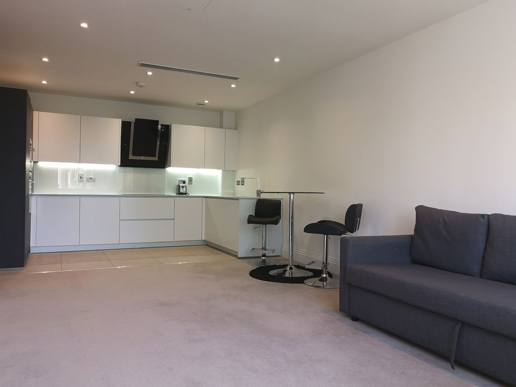 2 bed flat for sale in Hurley Court, Imperial Square, 953 High Road, London N12, £530,000