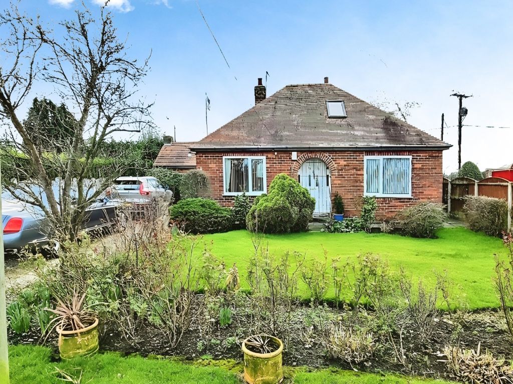 3 bed bungalow for sale in Burn Lane, Burn, Selby, North Yorkshire YO8, £350,000