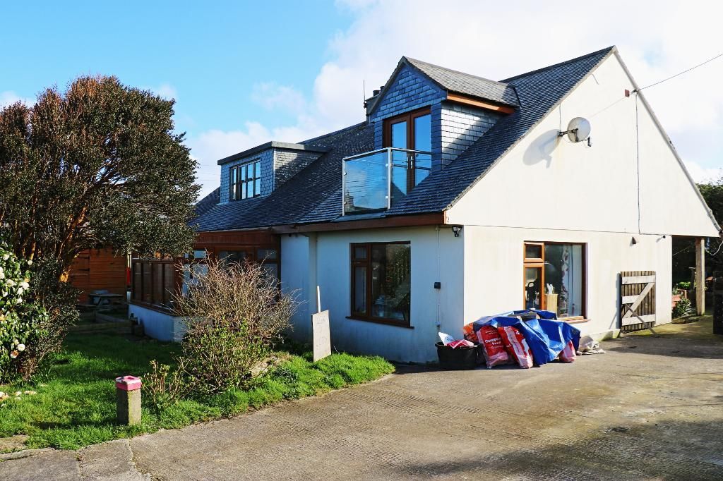 4 bed detached house for sale in Jubilee Place, Pendeen, Cornwall TR19, £485,000