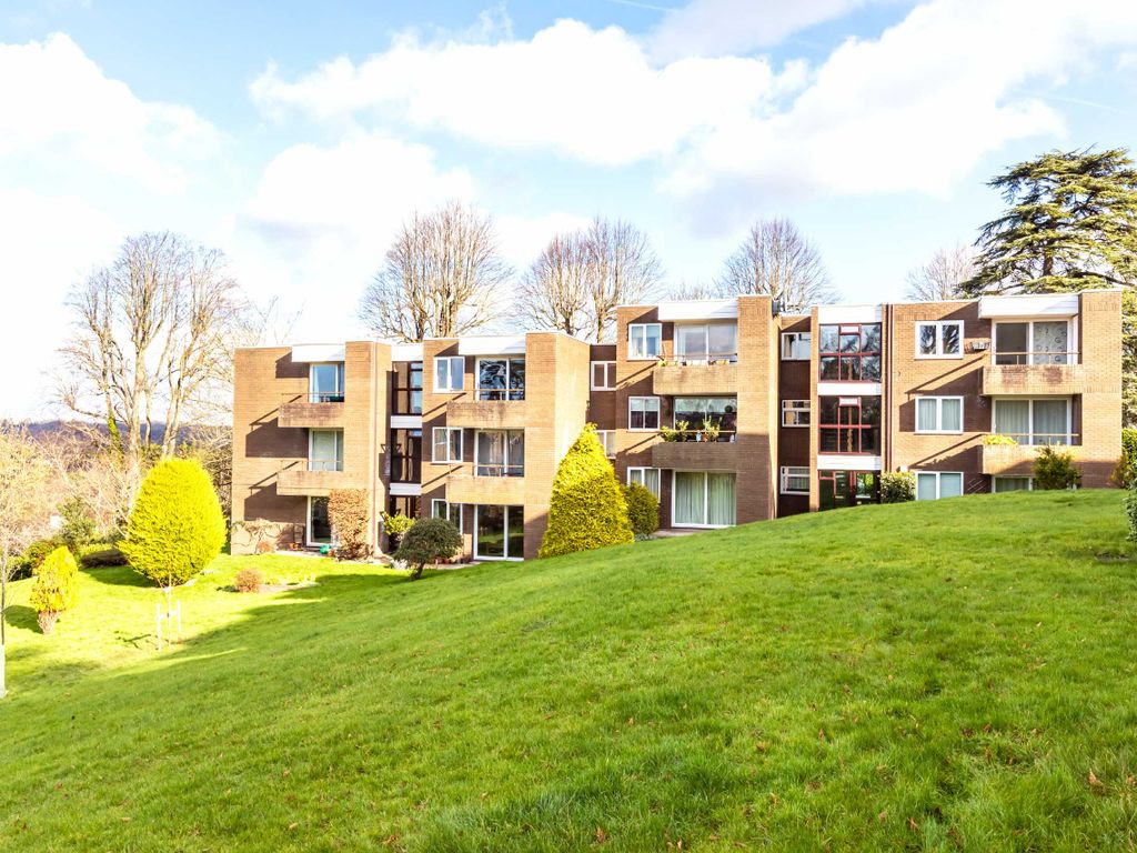 3 bed flat for sale in Knoll Hill, Sneyd Park, Bristol BS9, £400,000