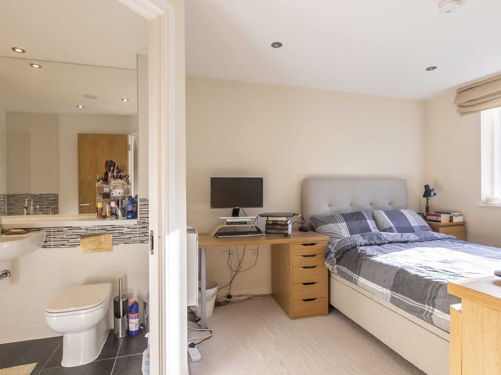 2 bed flat for sale in Number One Bristol, Lewins Mead, City Centre, Bristol BS1, £350,000