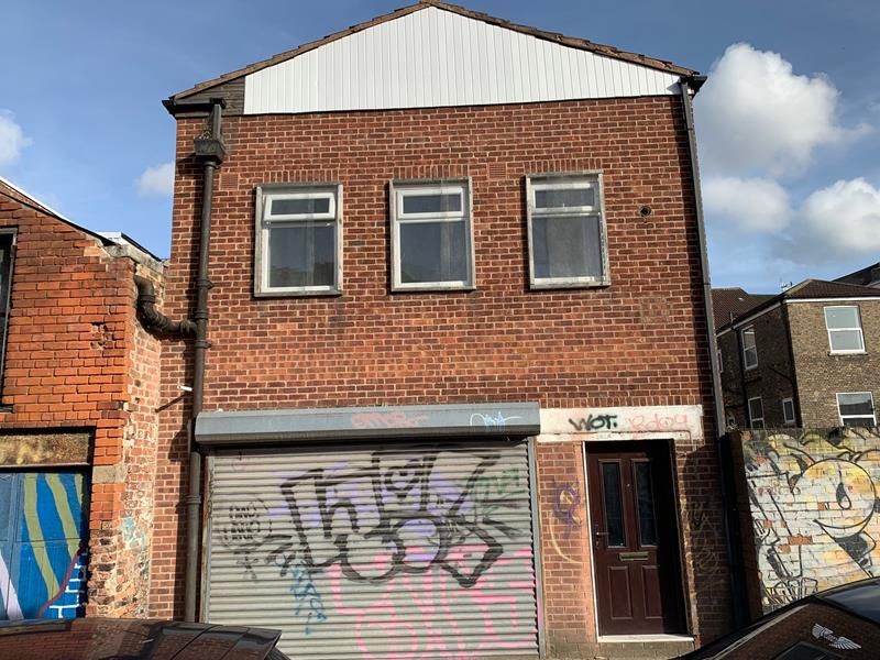 Leisure/hospitality to let in Spring Bank, Hull HU3, £15,000 pa